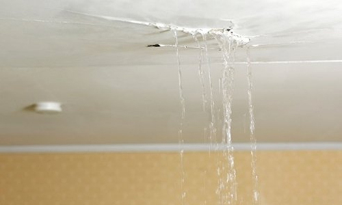 xu-ly-tran-nha-bi-tham-nhu-the-nao